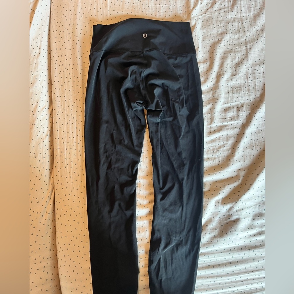 Lululemon shiny black align pant